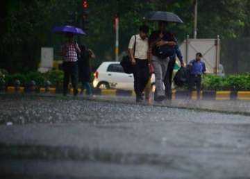 more rain likely in delhi today