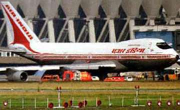 air india employee arrested for molesting 9 year old girl