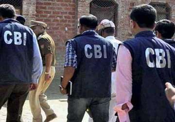 cbi arrests delhi deputy commissioner of industries for taking bribe