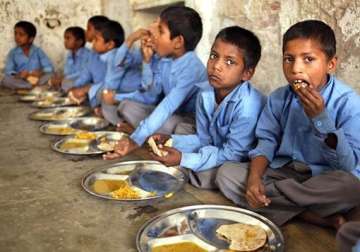 over rs 7.5 cr released for mid day meals at delhi schools