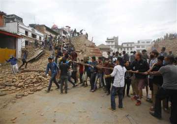 over 100 gujarati tourists feared stranded in quake hit nepal