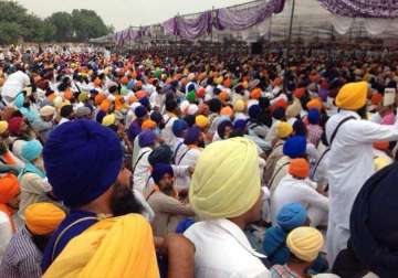 sikh hardliners appoint beant singh assassin as akal takht chief