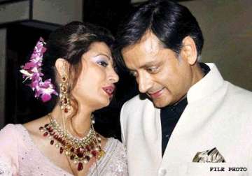 will give all details sought by doctors panel in sunanda case police