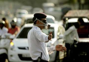 odd even formula air pollution increases by 50 in first week