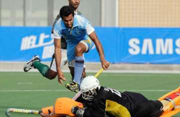 malaysia dash india s gold medal hopes in hockey