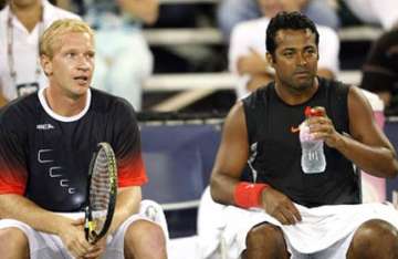 paes dlouhy enter french open final