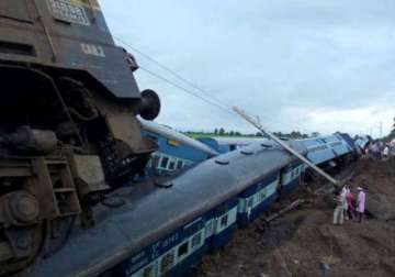 madhya pradesh twin train derailment death toll climbs to 29
