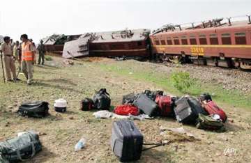 maoists deny hand in train derailment