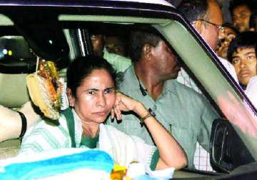 barricaded protested mamata banerjee loses her cool blames bjp