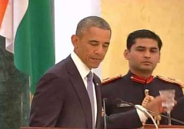president obama raises a toast to the great partnership of india and us