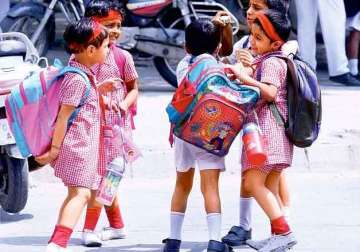 school bags to get lighter hc asks maharashtra to issue circular