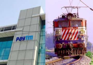 irctc ties up with paytm for e catering payments