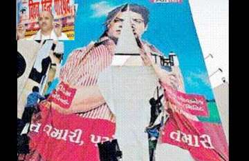 stir against mnik spreads to gujarat