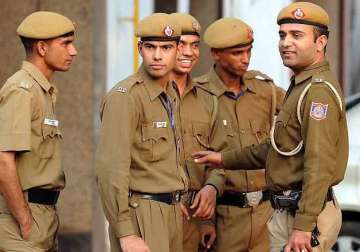 up police to go hi tech will launch a helpline