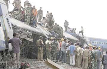 cbi names 3 pcpa activists in jnaneshwari express derailment