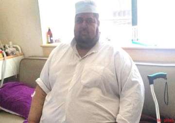 iraqi man weighing 301 kg undergoes surgery to lose weight