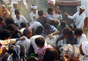 muzaffarnagar riots sit gives clean chit to six accused in shahnawaz murder case