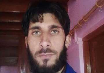 pulwama encounter story of a student who turned terrorist