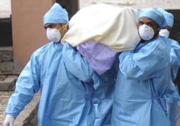 swine flu 11 die in telangana state seeks centre s help