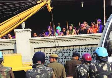 murder accused baba rampal locked people inside his satlok ashram to evade police
