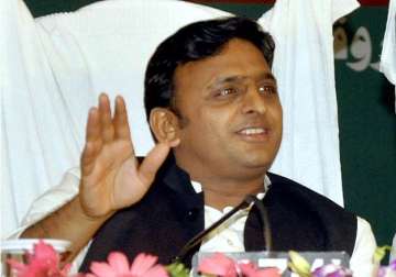 up cm akhilesh yadav encourages people to use cycle for traveling