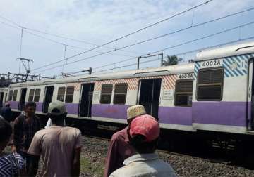 7 coaches of mumbai local train derail near andheri services hit