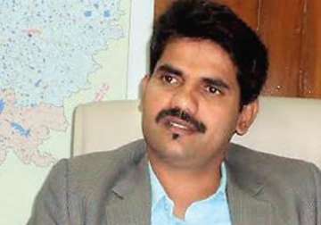 karnataka government to handle situation after death of ias officer mha