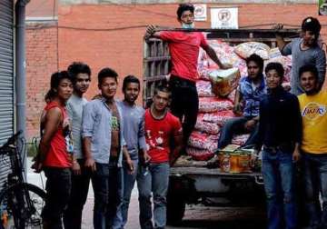 nepal s cyclists ride to rescue quake victims