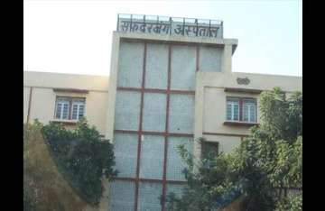 cbi registers graft case against senior safdarjung doctor