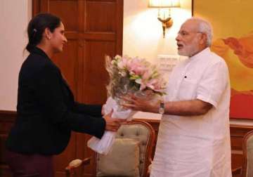 sania mirza meets narendra modi after us open victory