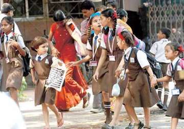 over 900 private schools in delhi fail to notify nursery admission criteria