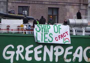govt cancels greenpeace india s fcra license