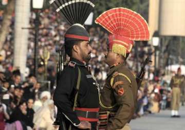 india pakistan armies to hold flag meet tomorrow