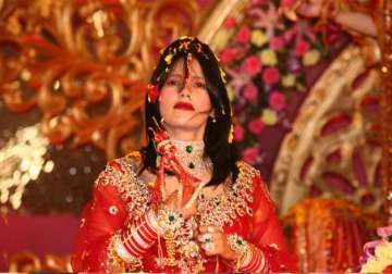 godwoman radhe maa is sunny leone fan loves to dance on bollywood numbers watch video