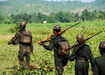 jharkhand three maoists killed in police encounter