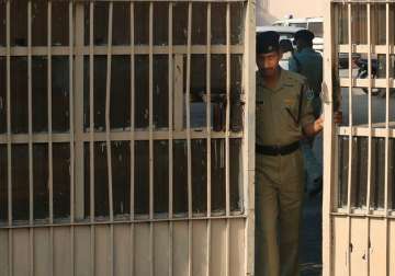 undertrial beaten to death in up jail inmates clash 26 hurt