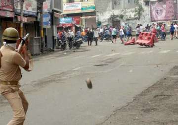 near complete bandh observed in jammu over beef issue
