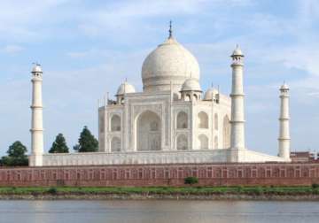 taj mahal is not a hindu temple says government