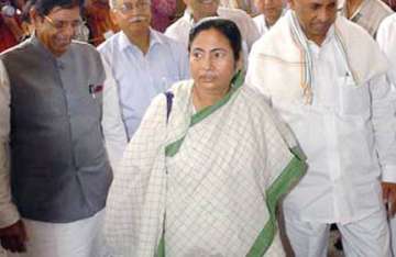 mamata threatens agitation demands withdrawal of joint forces