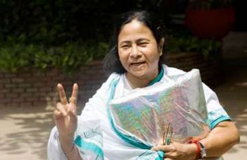 mamata demolishes left in bengal civic polls