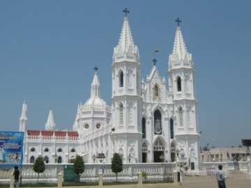 five most famous churches in india