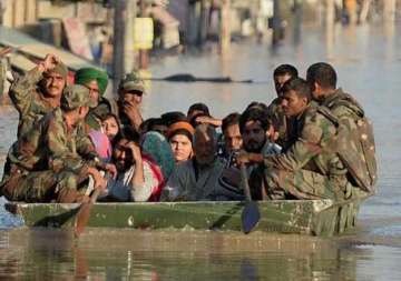 defence ministry raises rs 500 crore bill for flood assistance to j k