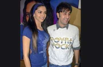 ranbir checks out on learning deepika is in same hotel