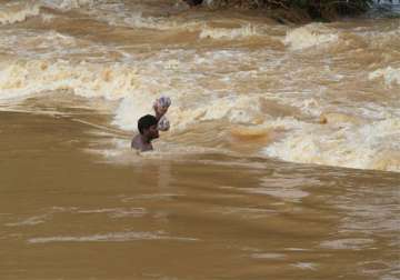 tarun gogoi seeks rs.1 000 crore central package for flood hit assam