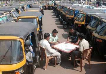 no auto rickshaw permit in maharashtra to those who can not speak marathi