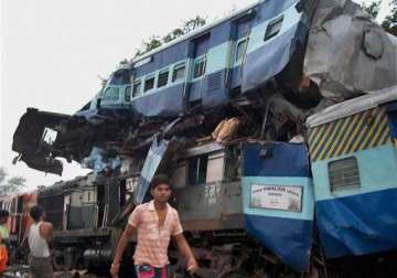 death on rail tracks on rise 18 735 lives lost in 2014 till october