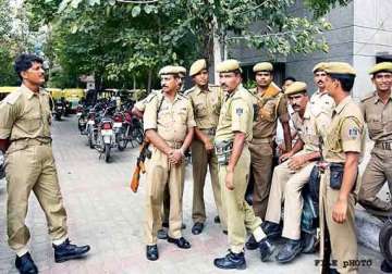 5.5 l police vacancies centre tells states to fill up in 1 yr