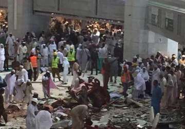nine indians injured in grand mosque accident in makkah