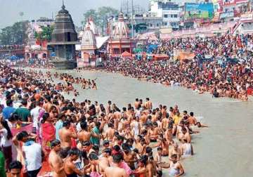 govt officials local authorities discuss ganga clean up
