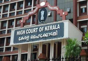 kerala hc upholds liquor ban alcohol sale restricted to 62 hotels